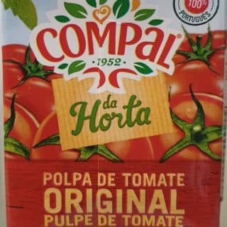 Polpa de tomate Compal
